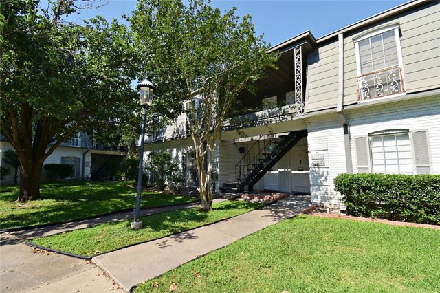 9023 Rue Cambon Street 65, Houston, TX 77074