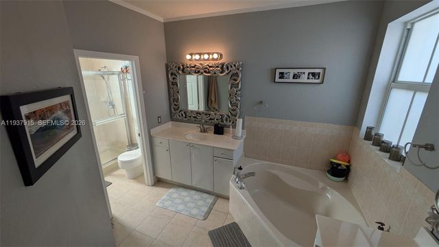 12293 SW 123rd Ter, Miami, FL 33186