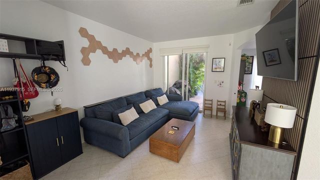 12293 SW 123rd Ter, Miami, FL 33186