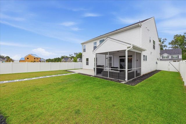123 Palfrey Drive, Ridgeville, SC 29472