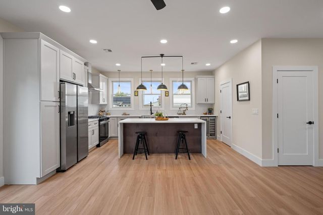 135 MICHIGAN RD, Pennsville, NJ 08070