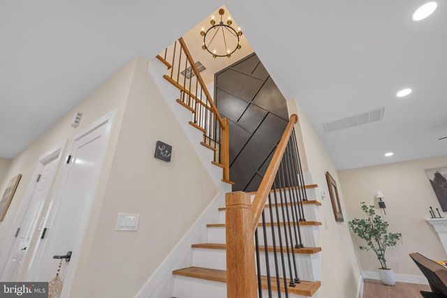 135 MICHIGAN RD, Pennsville, NJ 08070