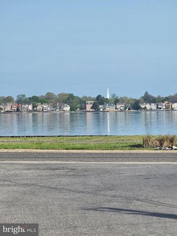 135 MICHIGAN RD, Pennsville, NJ 08070