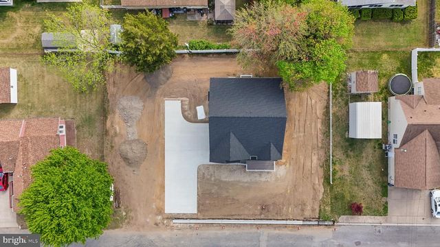 135 MICHIGAN RD, Pennsville, NJ 08070