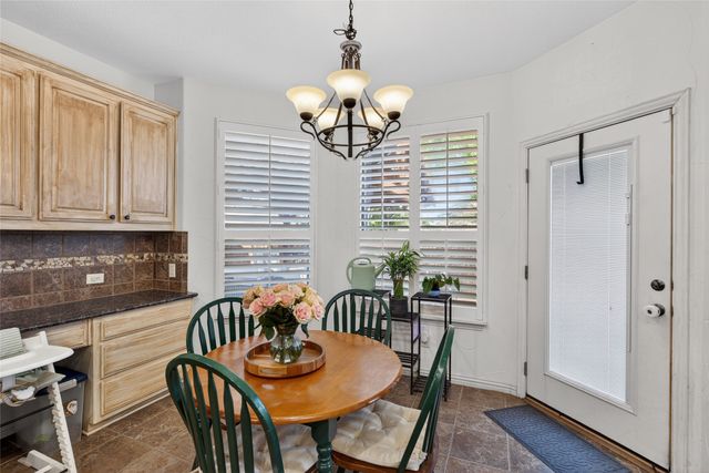 4209 Crestview Lane, Mansfield, TX 76063