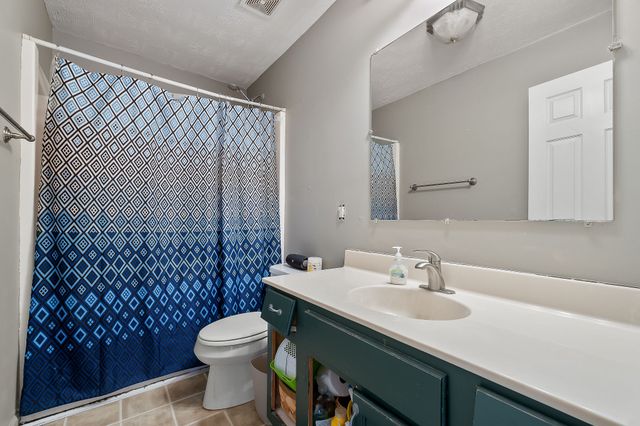 2560 Wildcat Rd, Sparta, TN 38583