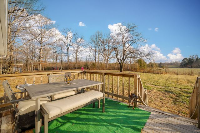 2560 Wildcat Rd, Sparta, TN 38583