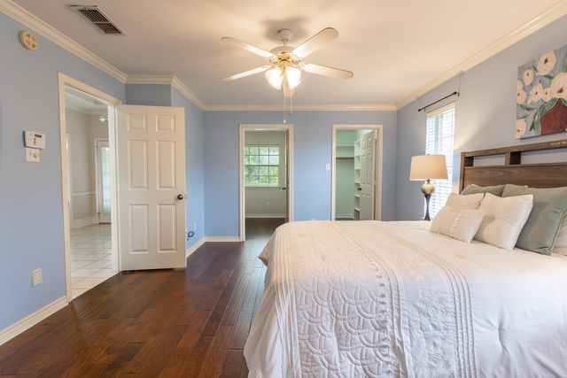 5803 Persimmon Drive, Tyler, TX 75707