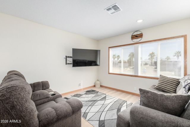 10220 E APACHE Trail 217, Apache Junction, AZ 85120