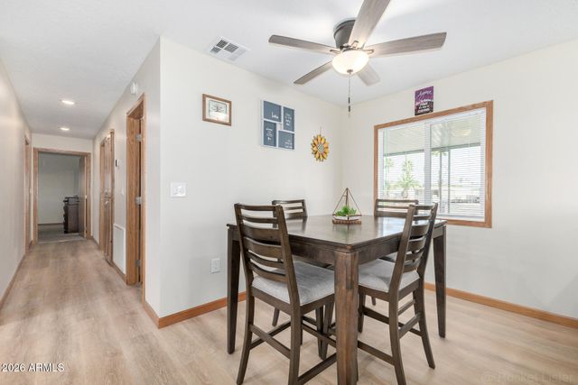 10220 E APACHE Trail 217, Apache Junction, AZ 85120