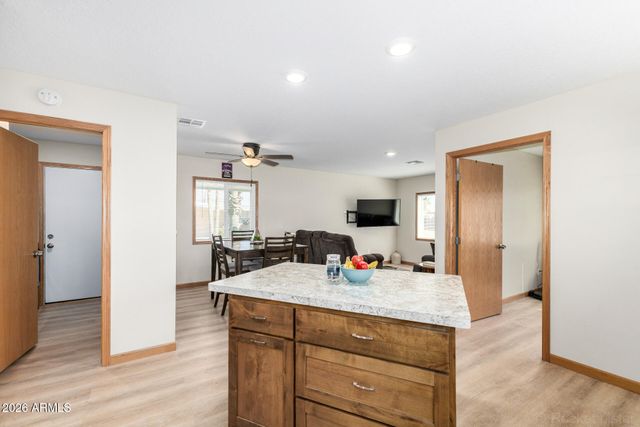 10220 E APACHE Trail 217, Apache Junction, AZ 85120