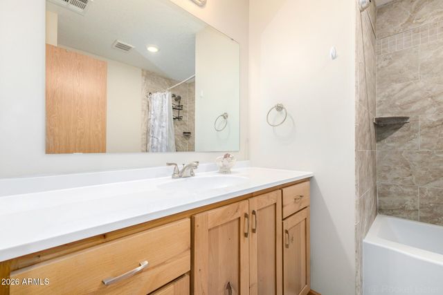 10220 E APACHE Trail 217, Apache Junction, AZ 85120