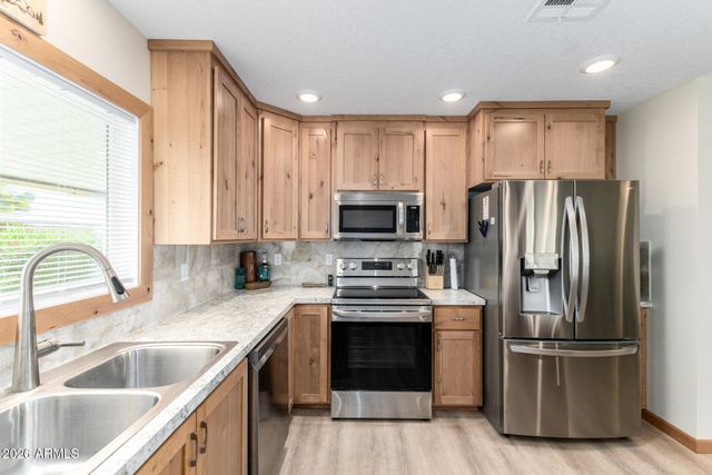 10220 E APACHE Trail 217, Apache Junction, AZ 85120