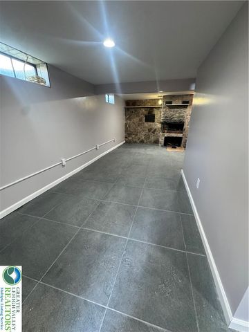 880 New York Avenue, Hellertown Boro, PA 18055