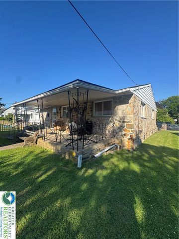 880 New York Avenue, Hellertown Boro, PA 18055