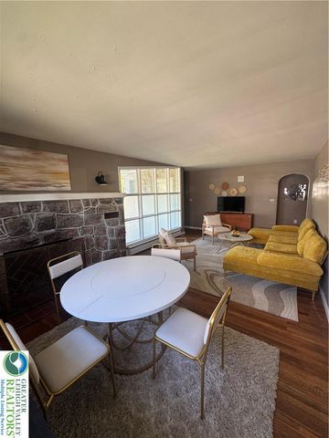 880 New York Avenue, Hellertown Boro, PA 18055