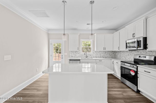 165 Lark Drive, West End, NC 27376