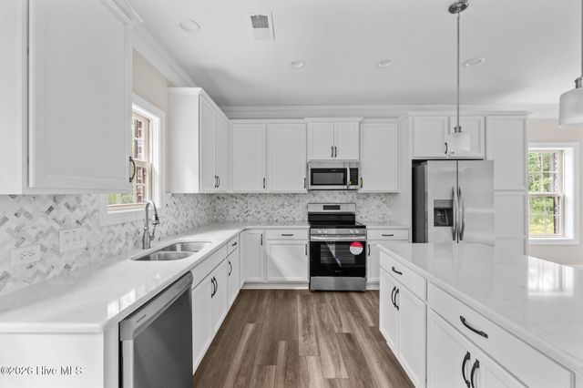 165 Lark Drive, West End, NC 27376