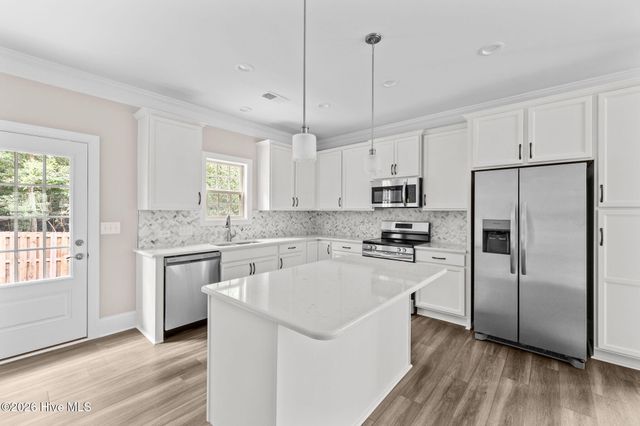 165 Lark Drive, West End, NC 27376