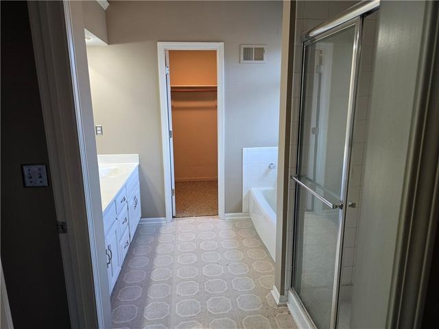 14940 S Gallery Street, Olathe, KS 66062