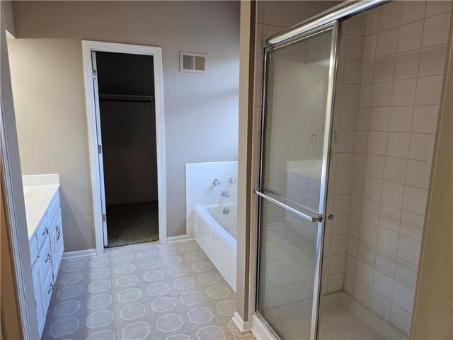 14940 S Gallery Street, Olathe, KS 66062
