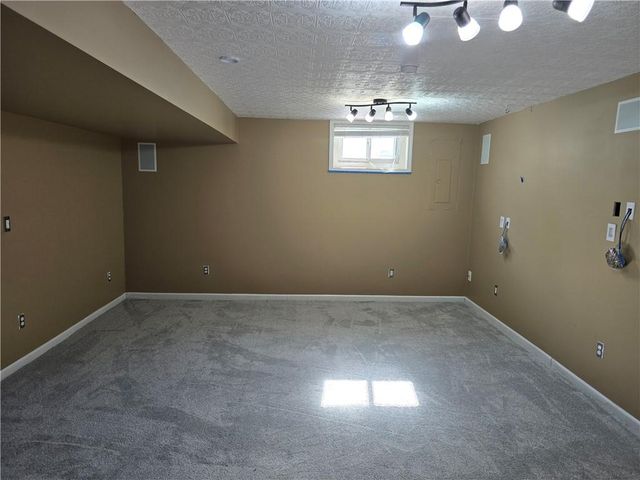 14940 S Gallery Street, Olathe, KS 66062