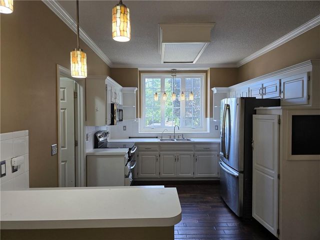 14940 S Gallery Street, Olathe, KS 66062