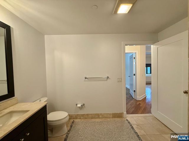 105 Greene Street 1505, Jersey City, NJ 07302