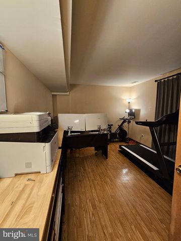 11 FLETCHER, Sicklerville, NJ 08081