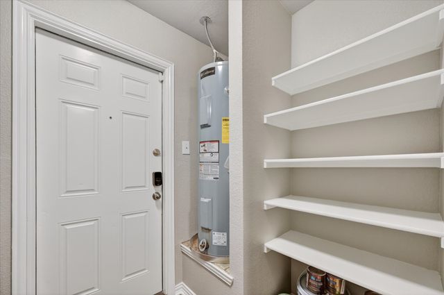 1249 Lindale Terrace, Pelican Bay, TX 76020