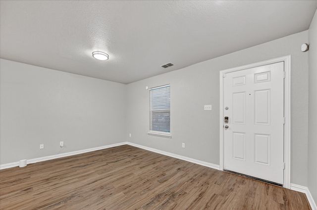 1249 Lindale Terrace, Pelican Bay, TX 76020