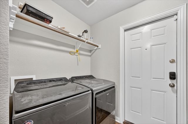 1249 Lindale Terrace, Pelican Bay, TX 76020