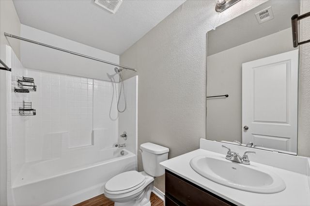 1249 Lindale Terrace, Pelican Bay, TX 76020