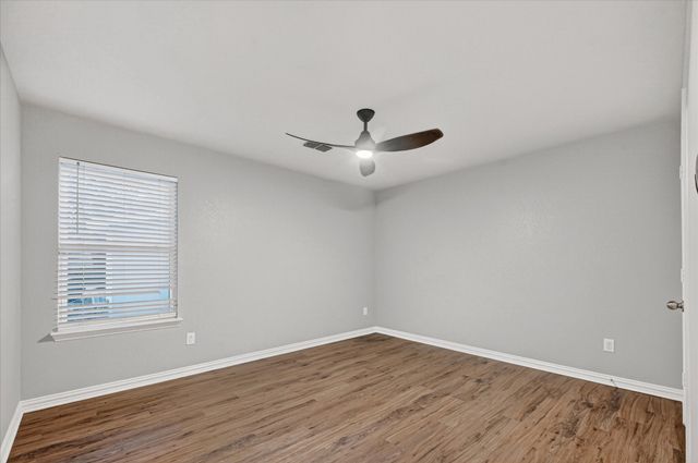 1249 Lindale Terrace, Pelican Bay, TX 76020