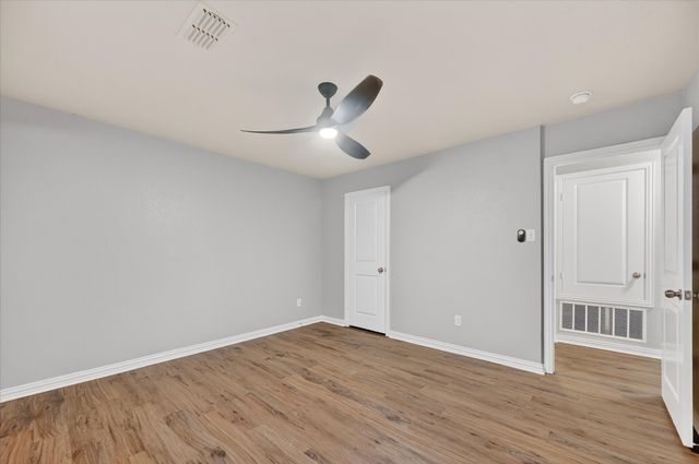 1249 Lindale Terrace, Pelican Bay, TX 76020