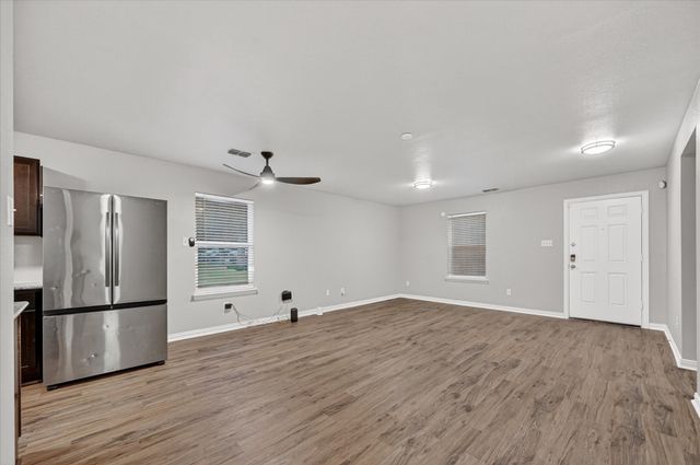 1249 Lindale Terrace, Pelican Bay, TX 76020