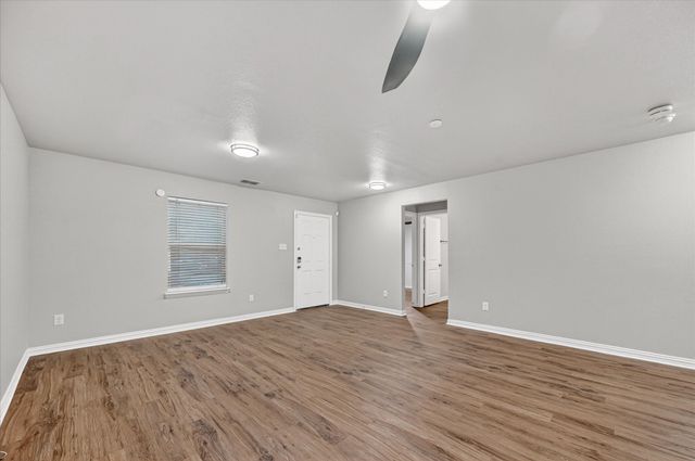 1249 Lindale Terrace, Pelican Bay, TX 76020