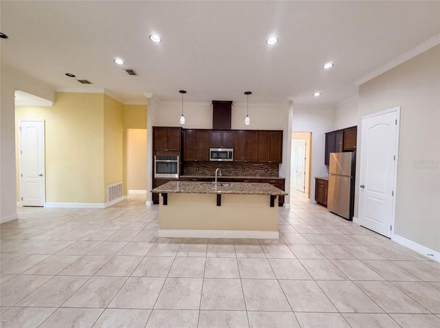 918 BLACKTHORN DRIVE, Apopka, FL 32703