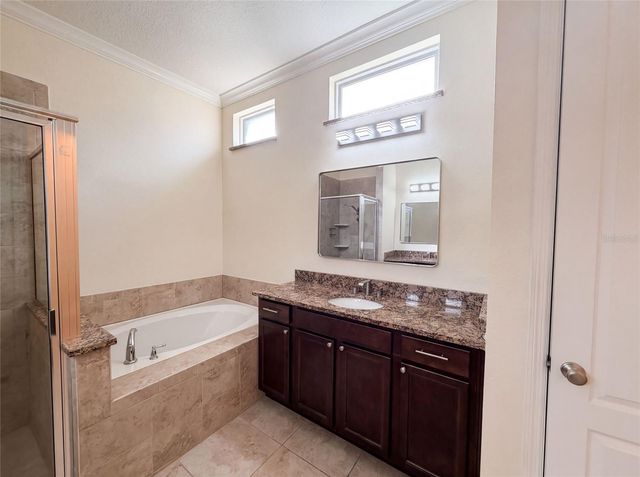918 BLACKTHORN DRIVE, Apopka, FL 32703