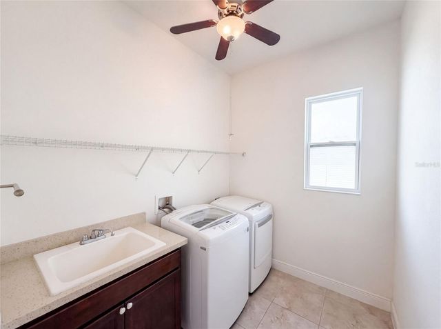 918 BLACKTHORN DRIVE, Apopka, FL 32703