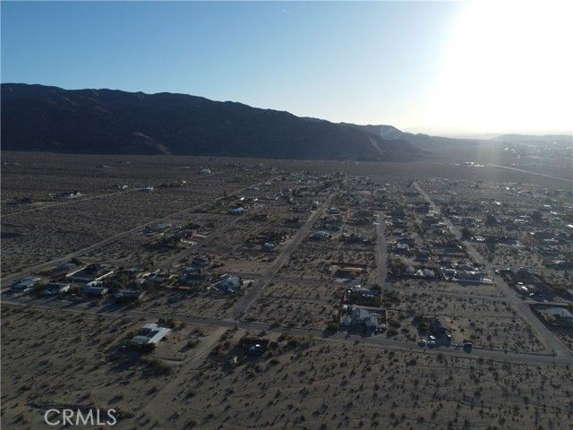 7677 Bedouin Avenue, Twentynine Palms, CA 92277