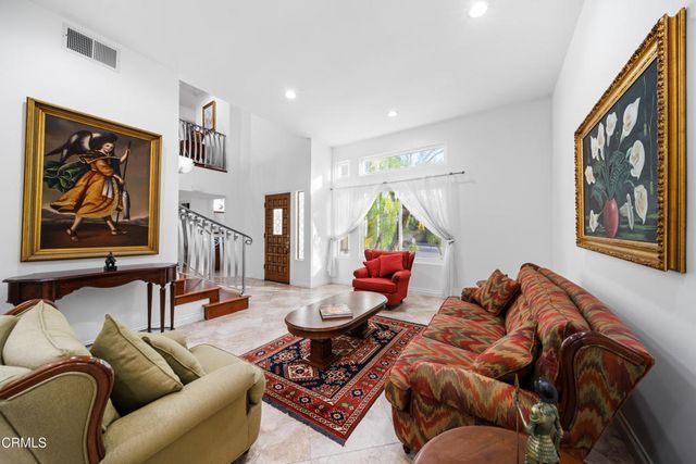 967 Avenida Loma Vista, San Dimas, CA 91773