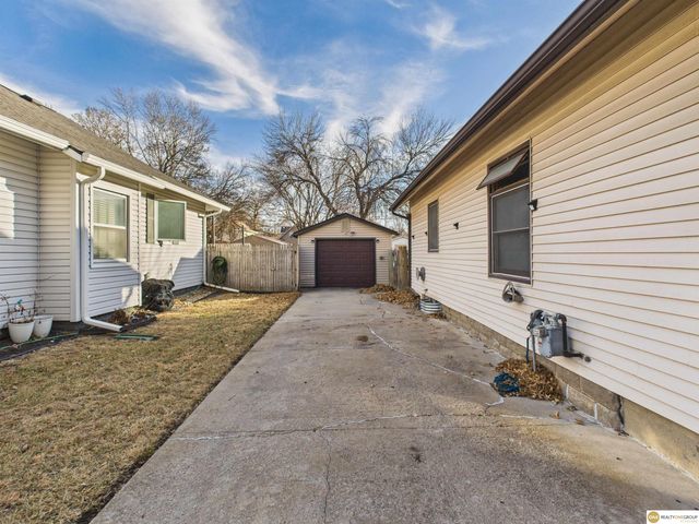 6509 Platte Avenue, Lincoln, NE 68507