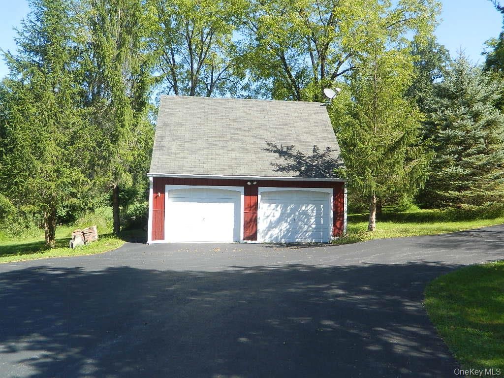 107 Orchard Lane, Hopewell Junction, NY 12533 — photo 2