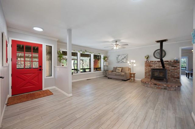 16560 Leafwood Ct, Meadow Vista, CA 95722