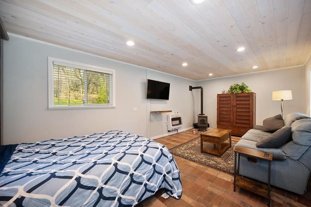 16560 Leafwood Ct, Meadow Vista, CA 95722