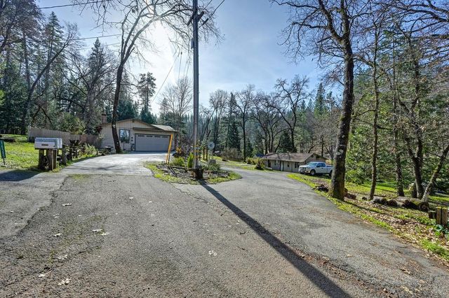 16560 Leafwood Ct, Meadow Vista, CA 95722