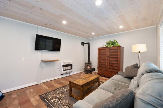 16560 Leafwood Ct, Meadow Vista, CA 95722