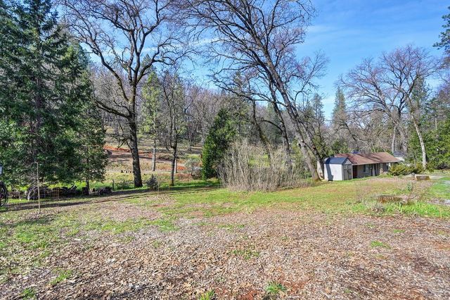 16560 Leafwood Ct, Meadow Vista, CA 95722