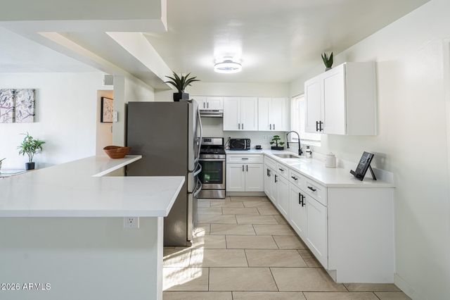 3349 W CAMBRIDGE Avenue, Phoenix, AZ 85009